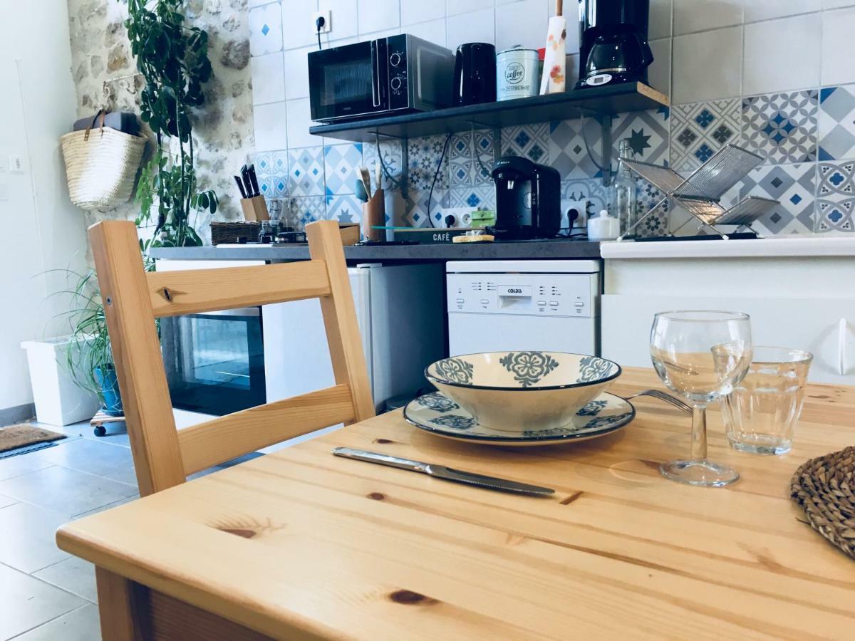 Avrillé-les-Ponceaux La Marelle B&B 외부 사진